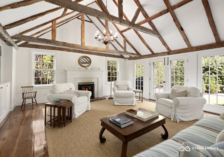Hamptons Home 1020674