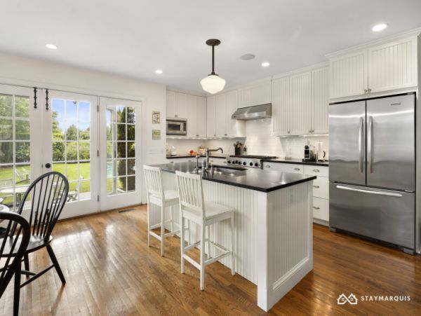Hamptons Home 1020674