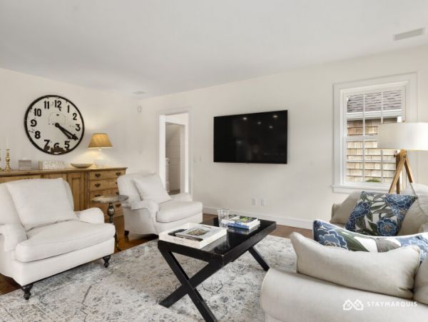 Hamptons Home 1020674
