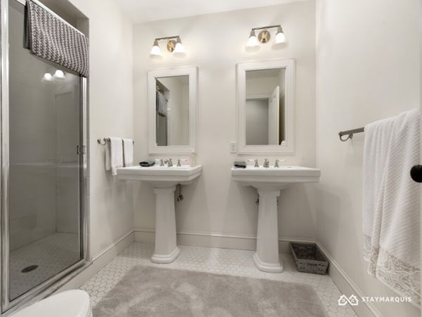 Hamptons Home 1020674