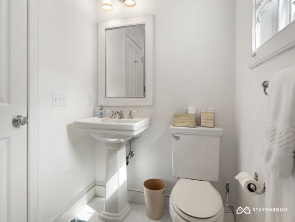 Hamptons Home 1020674