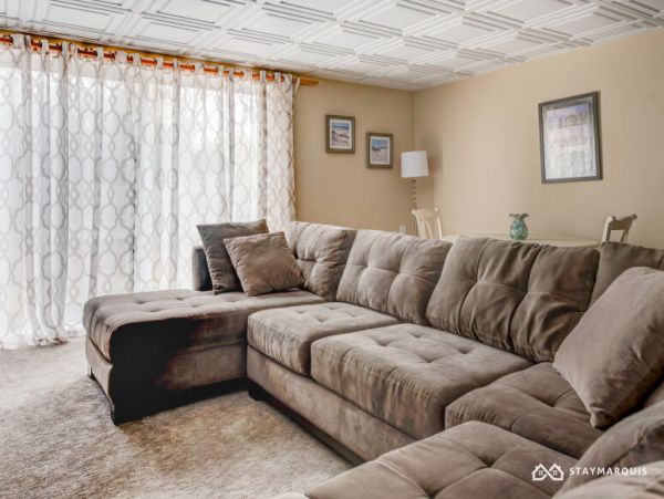 Hamptons Home 1020675