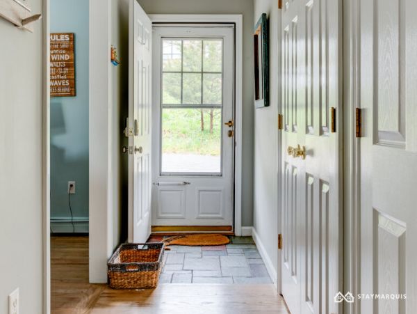 Hamptons Home 1020675