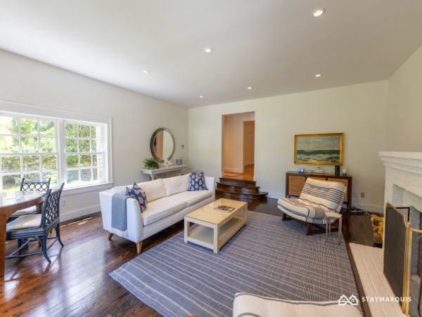 Hamptons Home 1020677