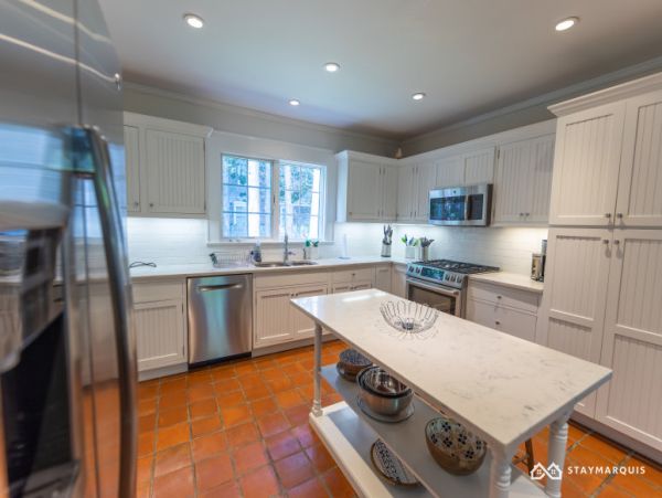 Hamptons Home 1020677