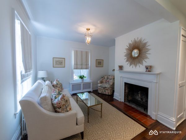 Hamptons Home 1020677