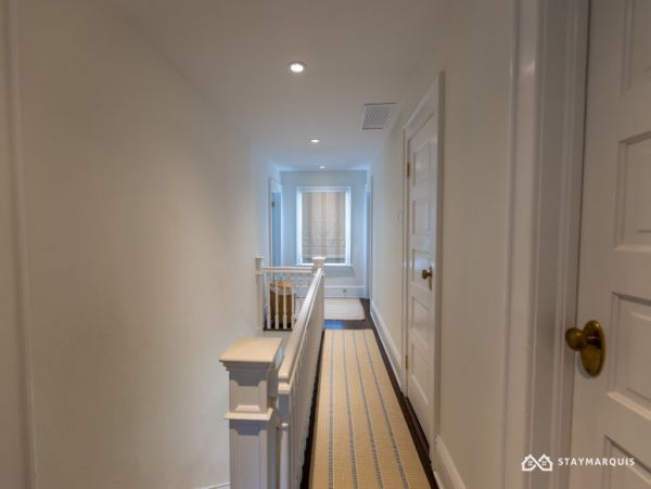 Hamptons Home 1020677