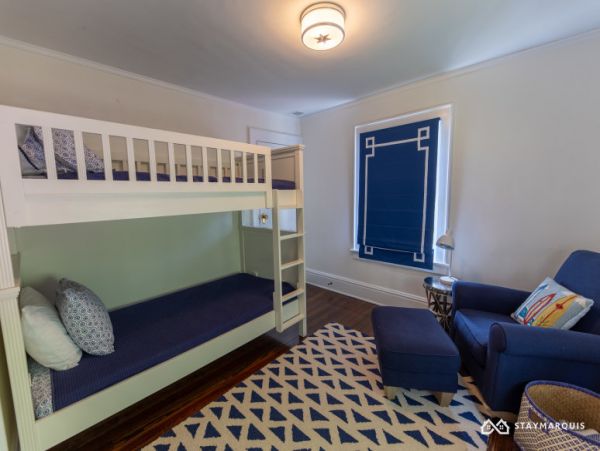 Hamptons Home 1020677