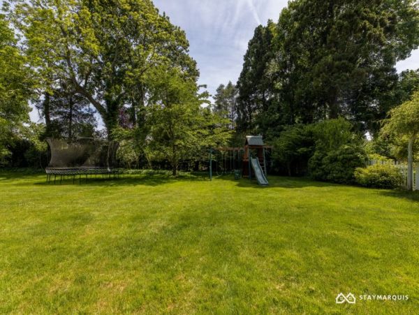 Hamptons Home 1020677