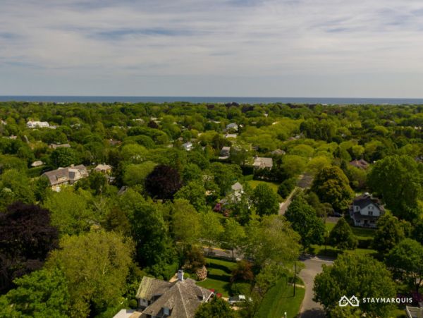 Hamptons Home 1020677