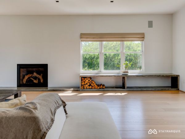 Hamptons Home 1020678