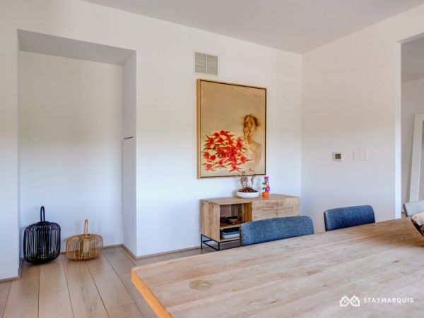 Hamptons Home 1020678