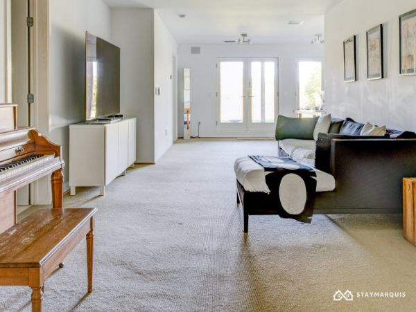 Hamptons Home 1020678