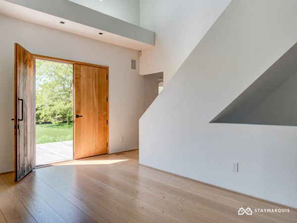 Hamptons Home 1020678
