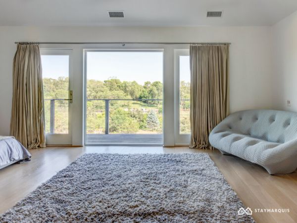 Hamptons Home 1020678