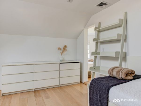 Hamptons Home 1020678
