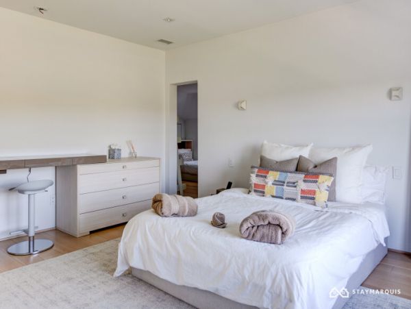 Hamptons Home 1020678