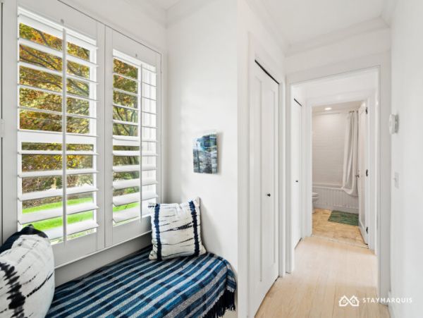 Hamptons Home 1020679
