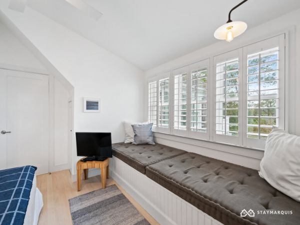 Hamptons Home 1020679