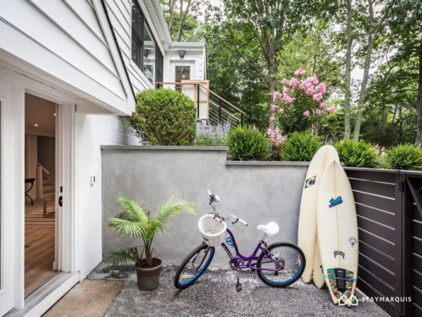 Hamptons Home 1020680