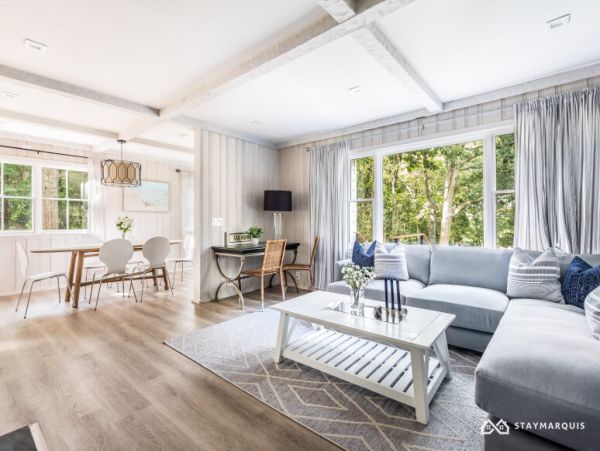 Hamptons Home 1020680