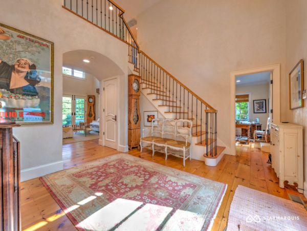 Hamptons Home 1020681