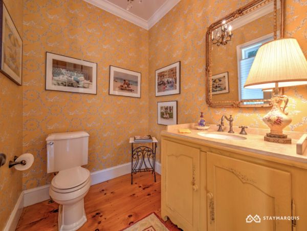 Hamptons Home 1020681