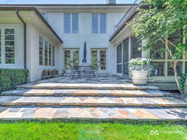 Hamptons Home 1020681