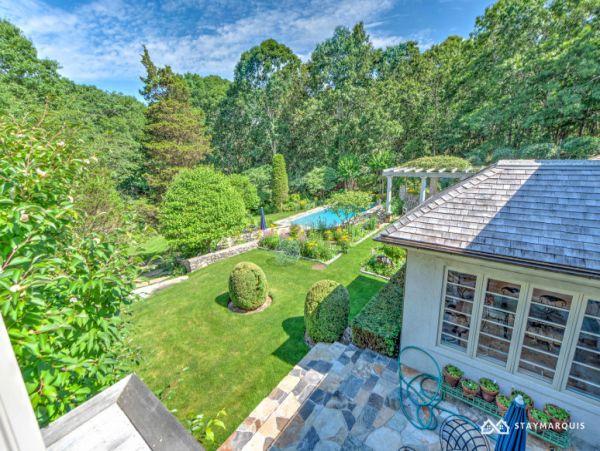 Hamptons Home 1020681