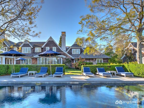 Hamptons Home 1020682