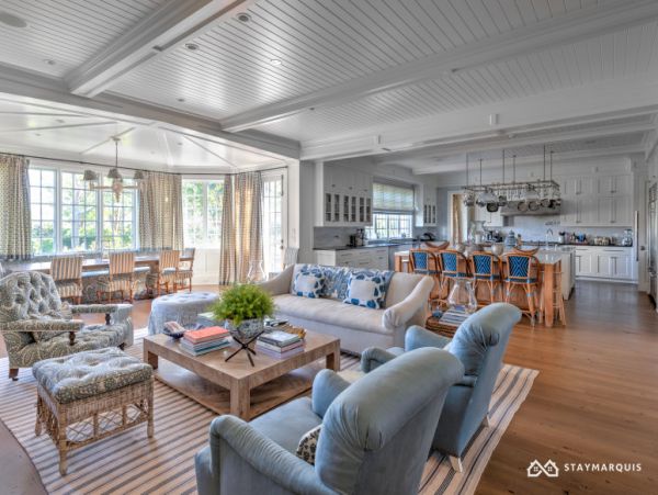 Hamptons Home 1020682
