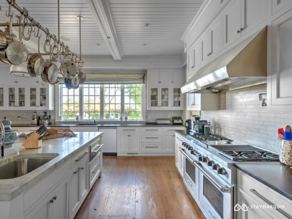 Hamptons Home 1020682