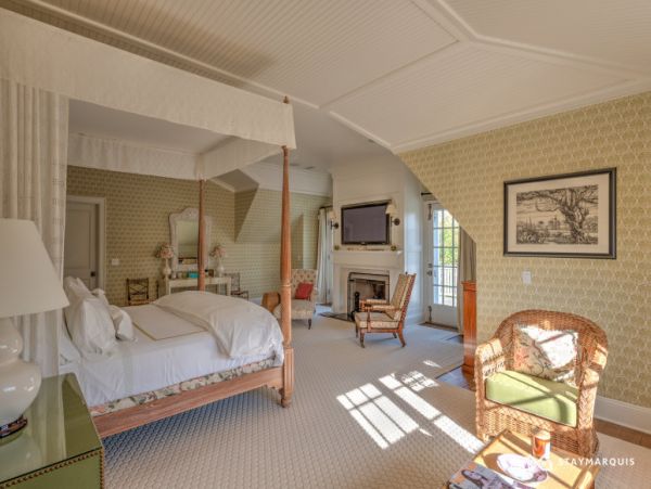 Hamptons Home 1020682