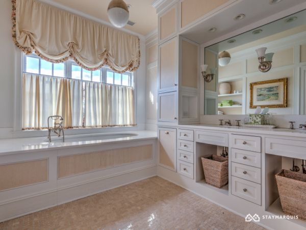 Hamptons Home 1020682