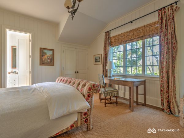 Hamptons Home 1020682