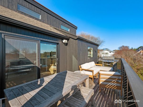 Hamptons Home 1020683