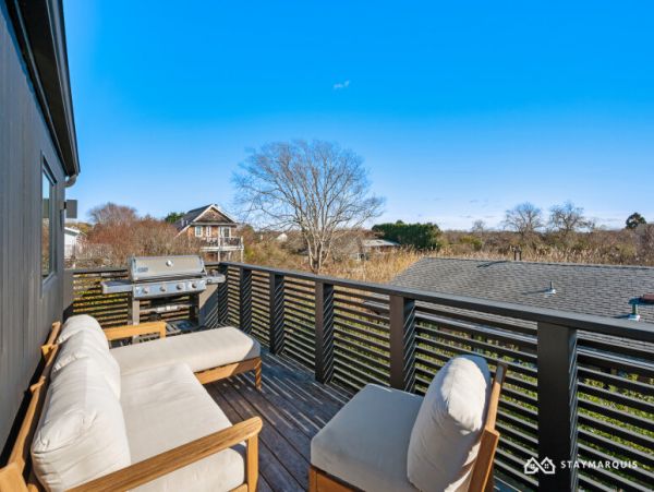 Hamptons Home 1020683