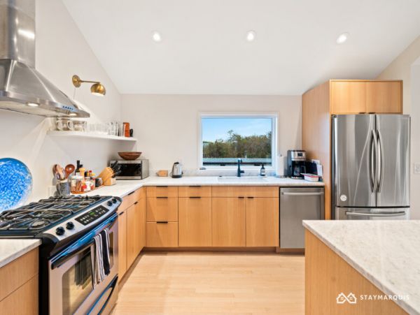 Hamptons Home 1020683