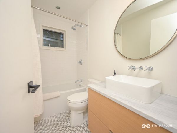 Hamptons Home 1020683