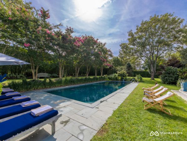 Hamptons Home 1020684