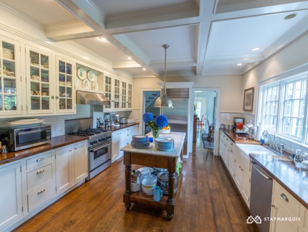 Hamptons Home 1020684