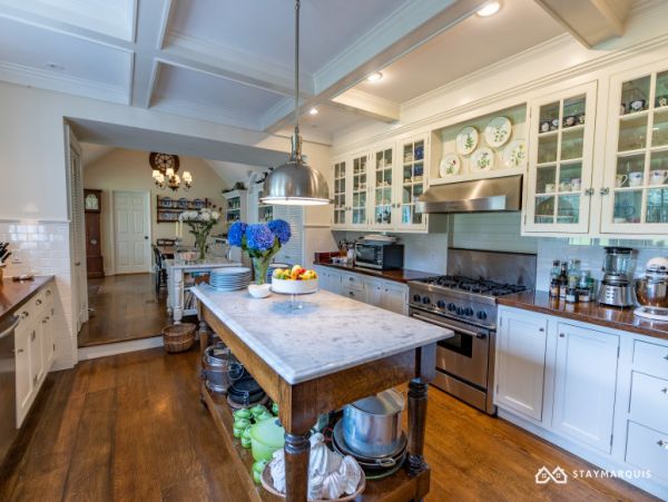 Hamptons Home 1020684