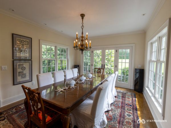 Hamptons Home 1020684