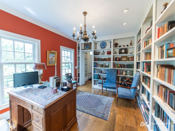 Hamptons Home 1020684