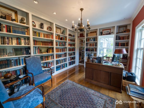 Hamptons Home 1020684
