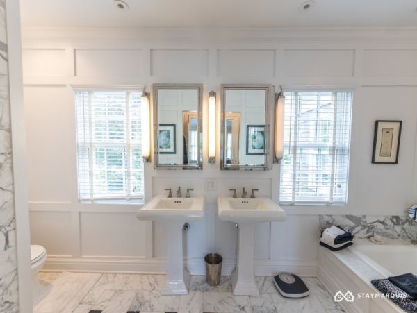 Hamptons Home 1020684