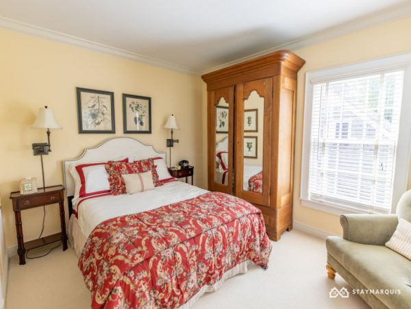 Hamptons Home 1020684