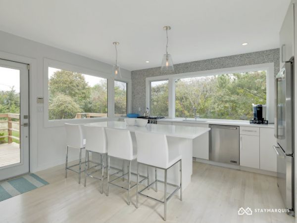 Hamptons Home 1020685