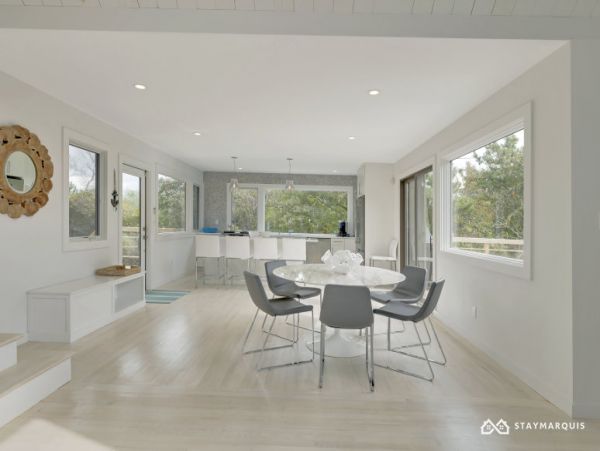 Hamptons Home 1020685