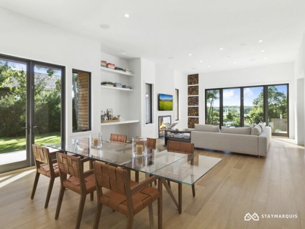 Hamptons Home 1020686